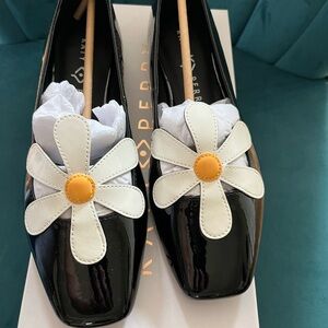 Katy Perry Black and White Floral Loafers